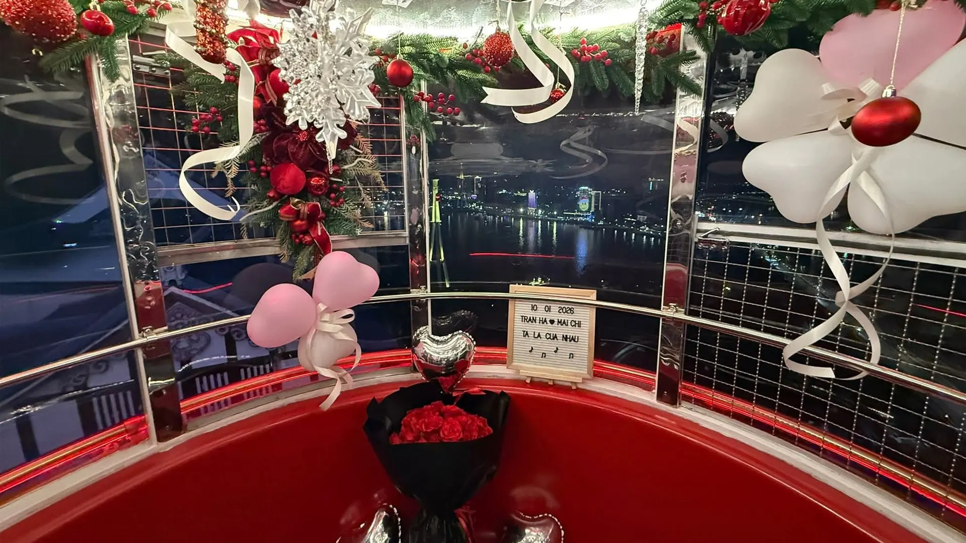 Dine in The Sky Hạ Long: Đỉnh cao hẹn hò lãng mạn tại Sun World Hạ Long